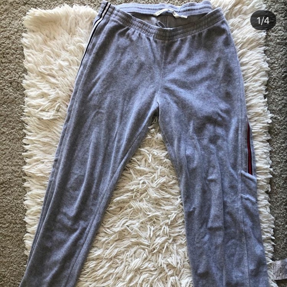 Joggers/ pants / yoga pants